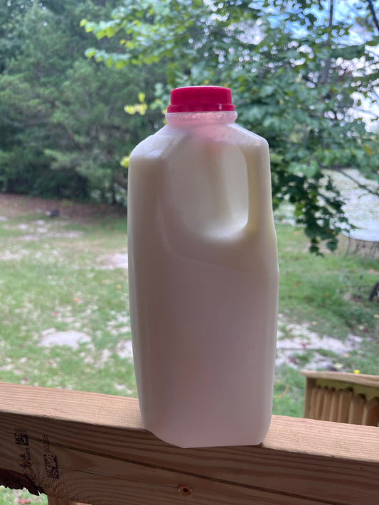 Raw Goat Milk